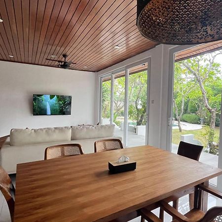 Baliana Villa Legian Buitenkant foto