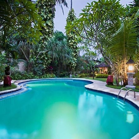 Baliana Villa Legian Buitenkant foto