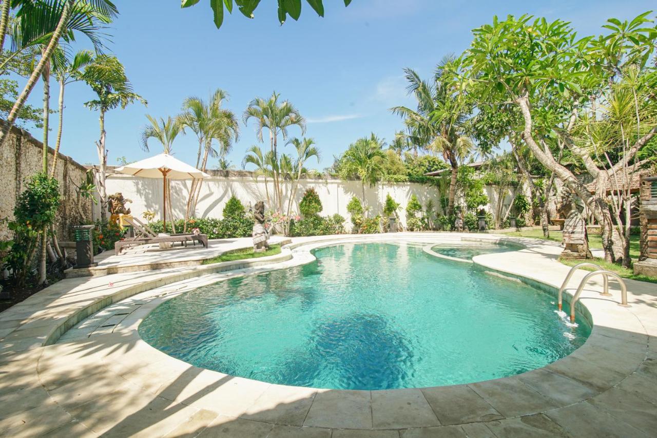 Baliana Villa Legian Buitenkant foto